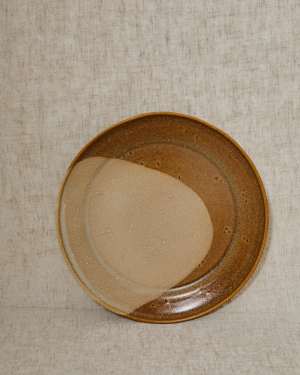 Piatto piano Nagoli in ceramica marrone