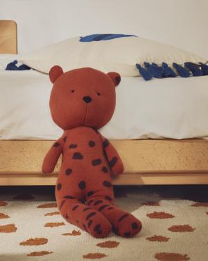 Ghepardo di peluche Tandani in maglia arancione