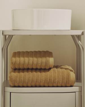 Navira 100% cotton light green bath towel 70 x 140cm