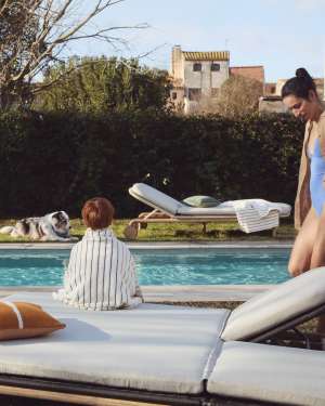 Alipa double sun lounger in FSC 100% solid acacia wood and ecru rope cord