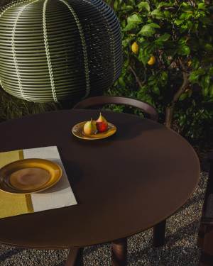 Taula rodona Erice d’alumini i vidre temperat marró Ø120 cm