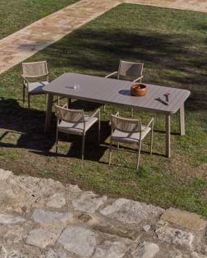 Table extensible d’extérieur Izola en aluminium avec finition beige 185 (235) x 100 cm