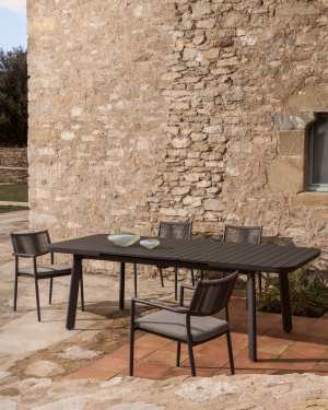 Taula extensible d’exterior Izola d’alumini amb acabat grafit 185 (235) x 100 cm