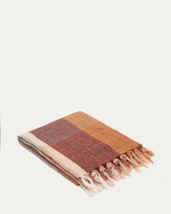 Blankets and throws