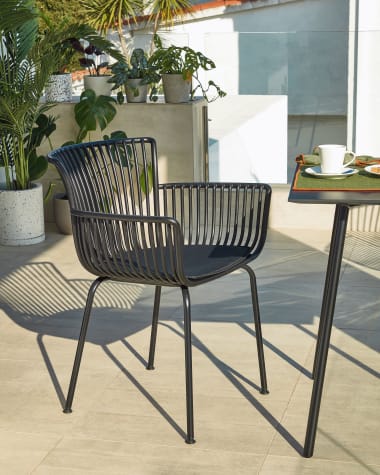 Surpika outdoor chair in black