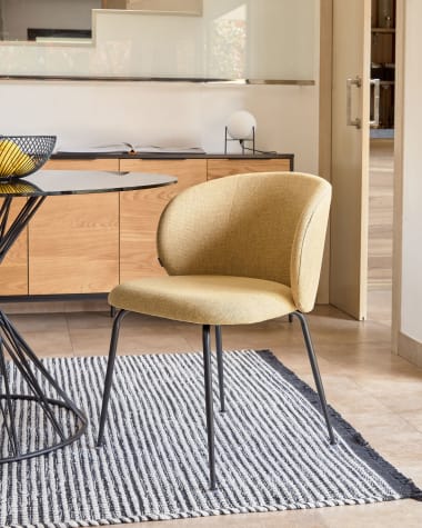 Minna mustard chair with steel legs with black finish