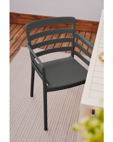 Nariet stackable outdoor chair in black