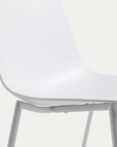 Whatts chair with steel legs in white finnish