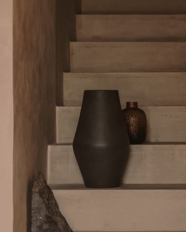 Posia Terracotta Vase 45 cm