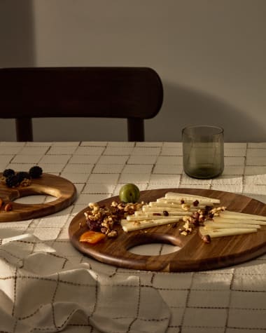 Klot medium-sized serving board made of acacia wood FSC 100%