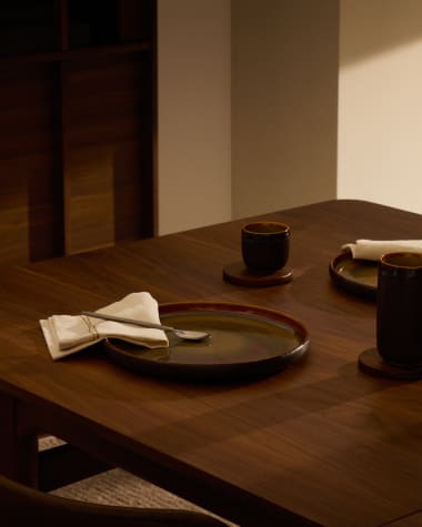 Brown ceramic Uilo flat plate