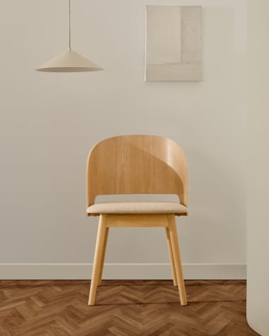 Senoa chair made of ash veneer and solid rubber wood with a natural finish and beige chenille