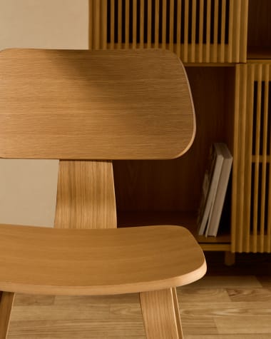 Gena chair in oak veneer and rubberwood