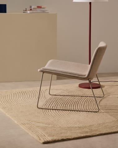 Zahara beige armchair and steel in a beige finish, 100% FSC