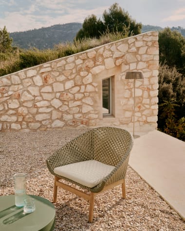 Olbia armchair made of synthetic rattan and FSC 100% solid teak wood