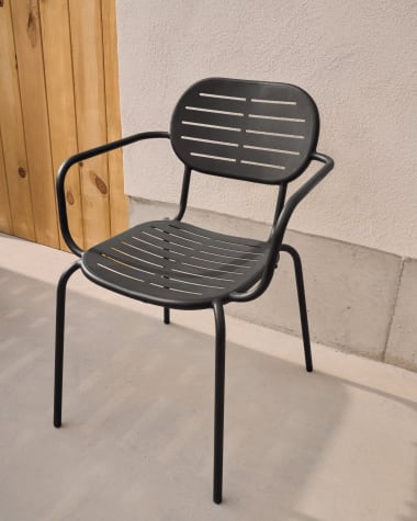 Brai stackable outdoor chair with armrests in dark grey galvanised steel