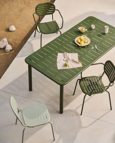 Brai outdoor table in green galvanised steel 180 x 90cm