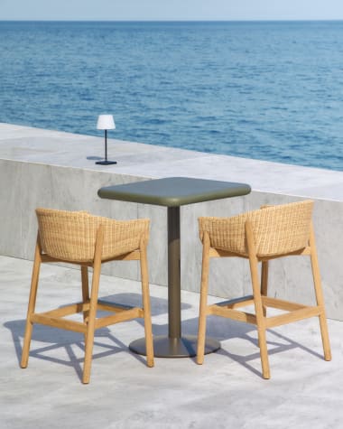 Ψηλό τραπέζι outdoor Esilda με πράσινη τσιμεντένια επιφάνεια 70x70εκ. και πράσινη ατσάλινη βάση Ø55x96εκ.