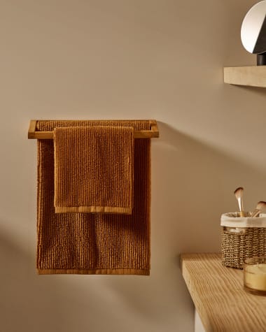 Yeni handdoek van 100% katoen in bruin 50 x 90 cm