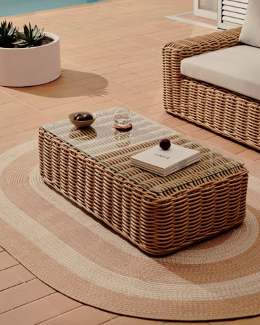Portlligat 100% outdoor faux rattan coffee table in a natural finish, 110 x 60 cm