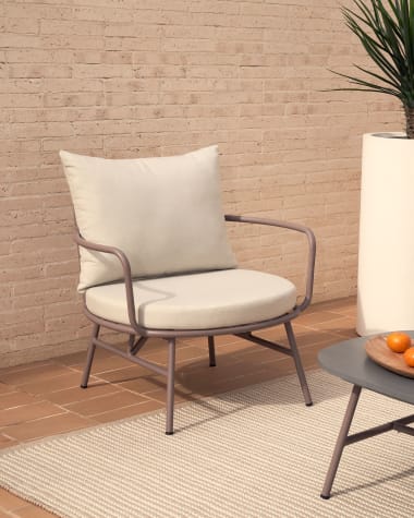 Sillón Bramant de acero con acabado malva