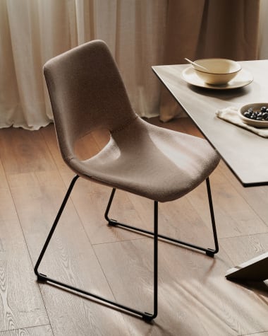Καρέκλα Zahara, καφέ και μαύρα ατσάλινα πόδια