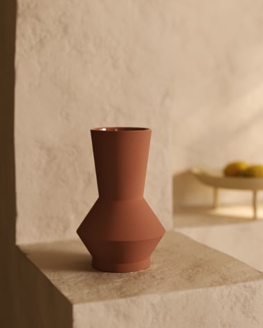 Monells ceramic vase in brown, 24 cm
