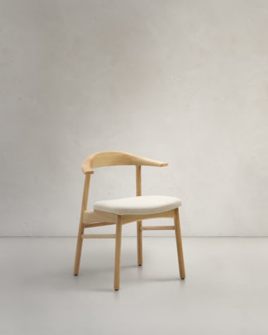 Καρέκλα Timons από μπεζ chenille και μασίφ ξύλο δρυός σε φυσικό φινίρισμα  FSC Mix Credit