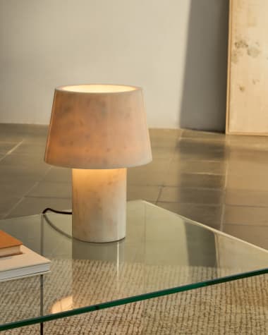 Lampe de table Alaro en marbre blanc