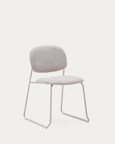 Chaise empilable Meli en chenille beige et pieds en métal beige FSC Mix Credit