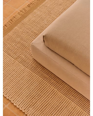 Alfombra Blart de lana franja lateral a contraste beige 160 x 230 cm