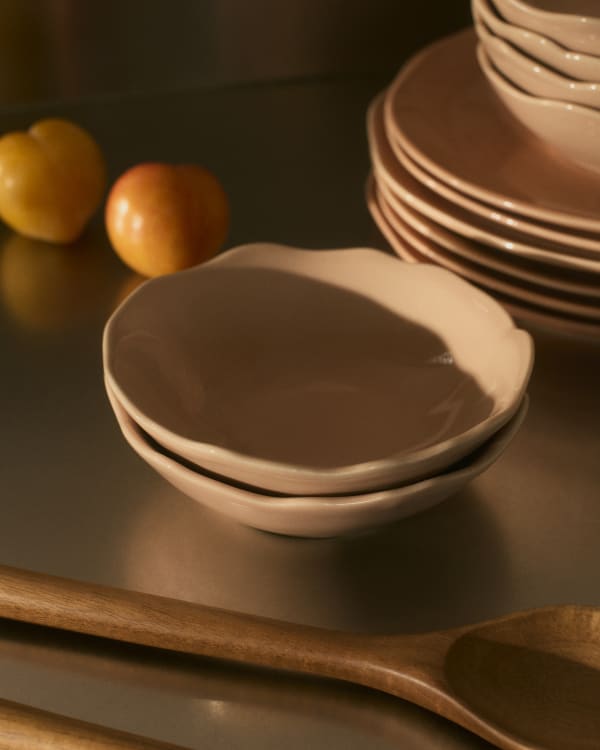 Pink ceramic Tiraya bowl