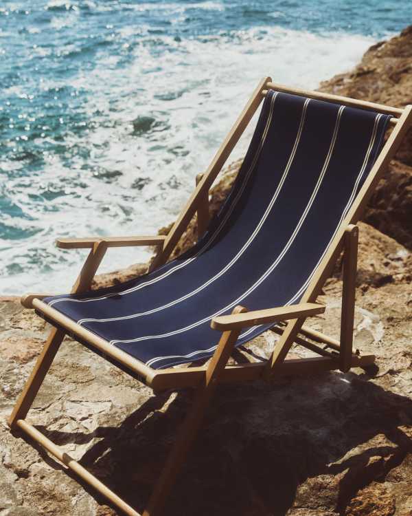 Vilara blue and beige striped outdoor folding deck chair made of FSC 100% solid acacia wood