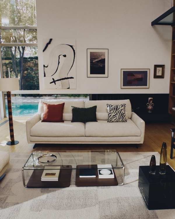 Veliro beige chenille 3-seater sofa with black steel legs 240cm FSC Mix Credit