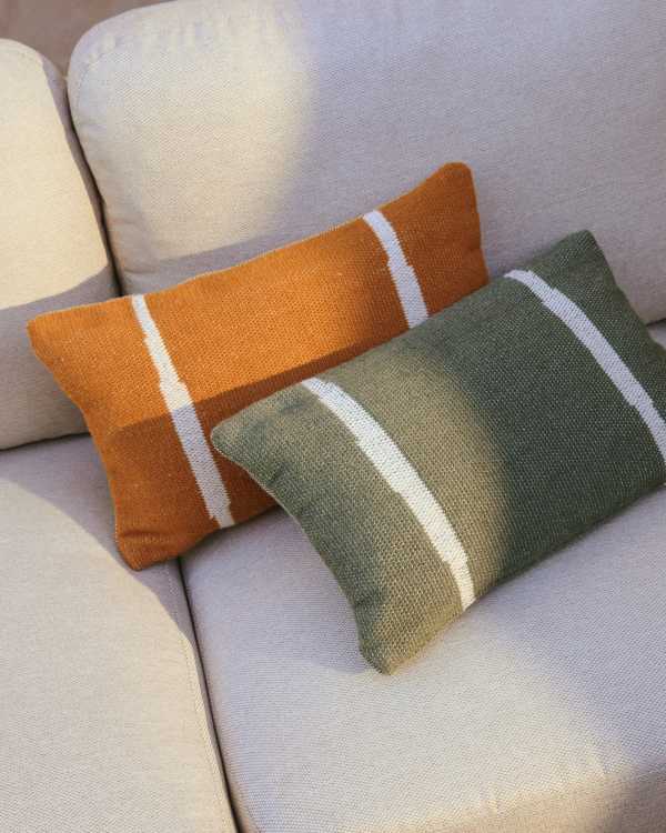 Daila green 100% PET jacquard cushion cover with Ikat graphic 30 x 50cm
