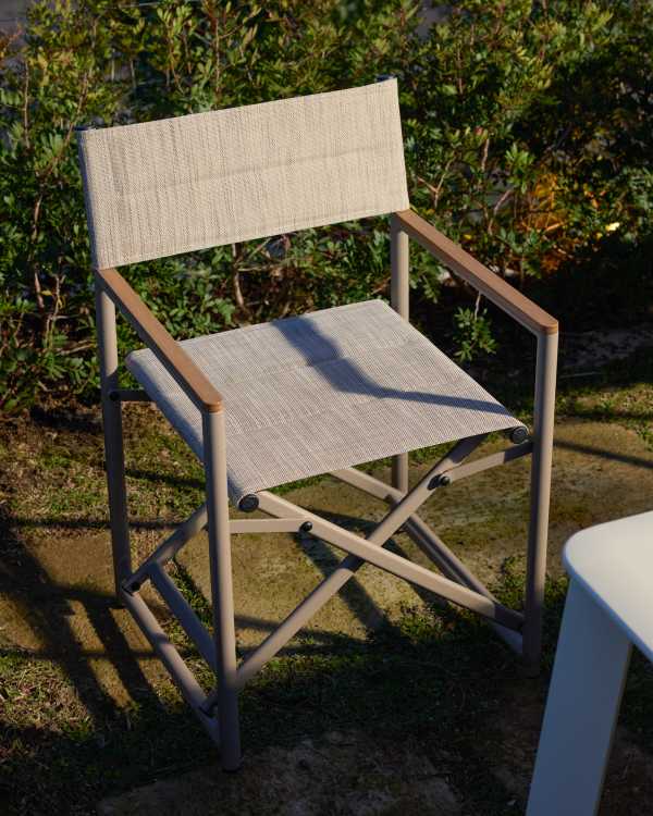 Tisno outdoor folding chair in ecru aluminium and ecru texteline