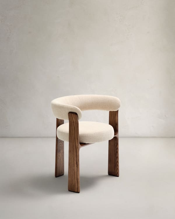 Granite 3-legged chair in beige chenille and with solid ash wood in a walnut finish FSC 100%