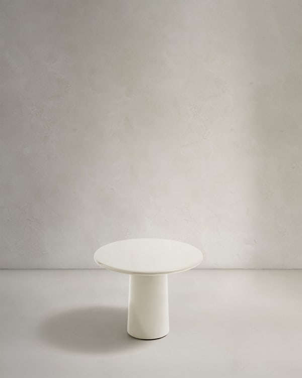 Albanella coffee table in cement with glossy white finish Ø65cm