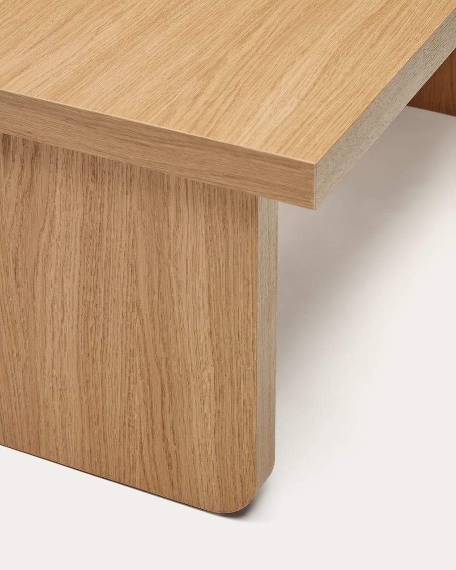 Oaq coffee table in oak wood veneer with natural finish, 89 x 62 cm FSC Mix Credit