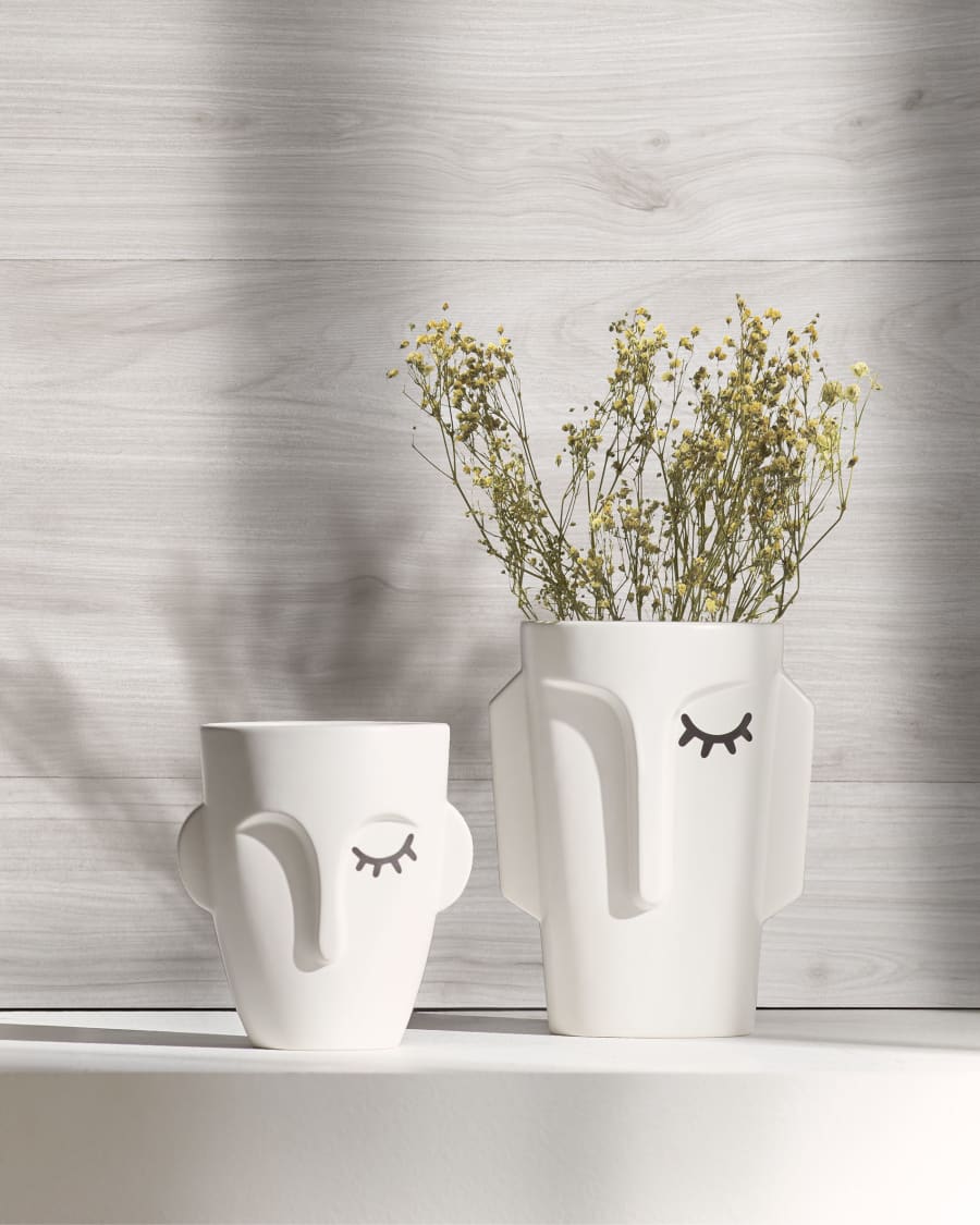 Small Amenna vase