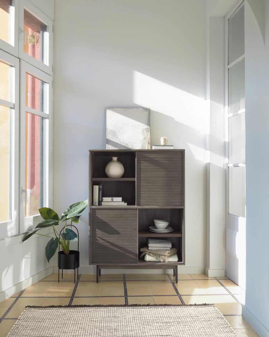 Indiann cabinet in solid acacia wood 100 x 140 cm