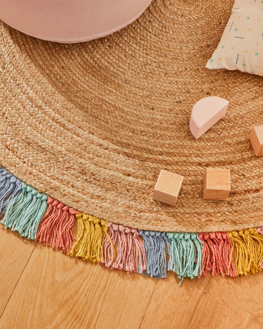 Deisy round rug in jute with multicoloured fringe Ø 120 cm
