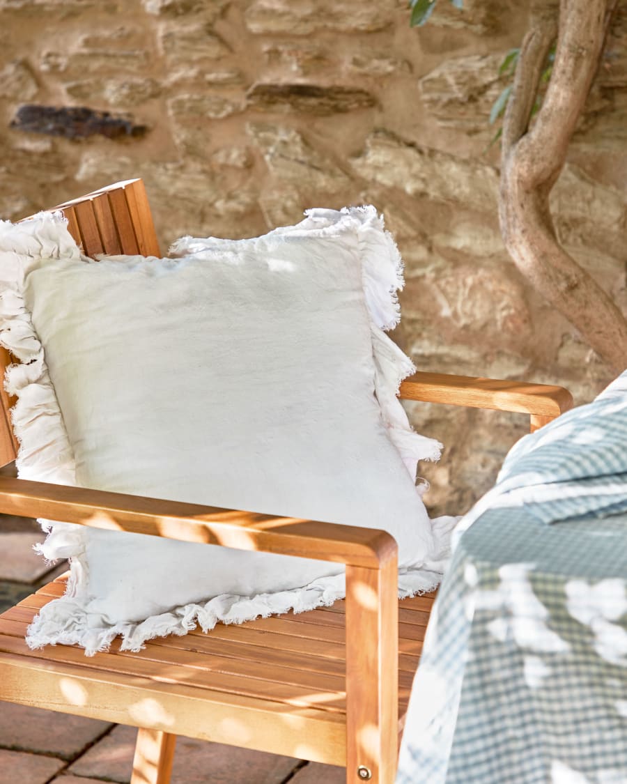 Nacha cotton and linen cushion cover in white 45 x 45 cm