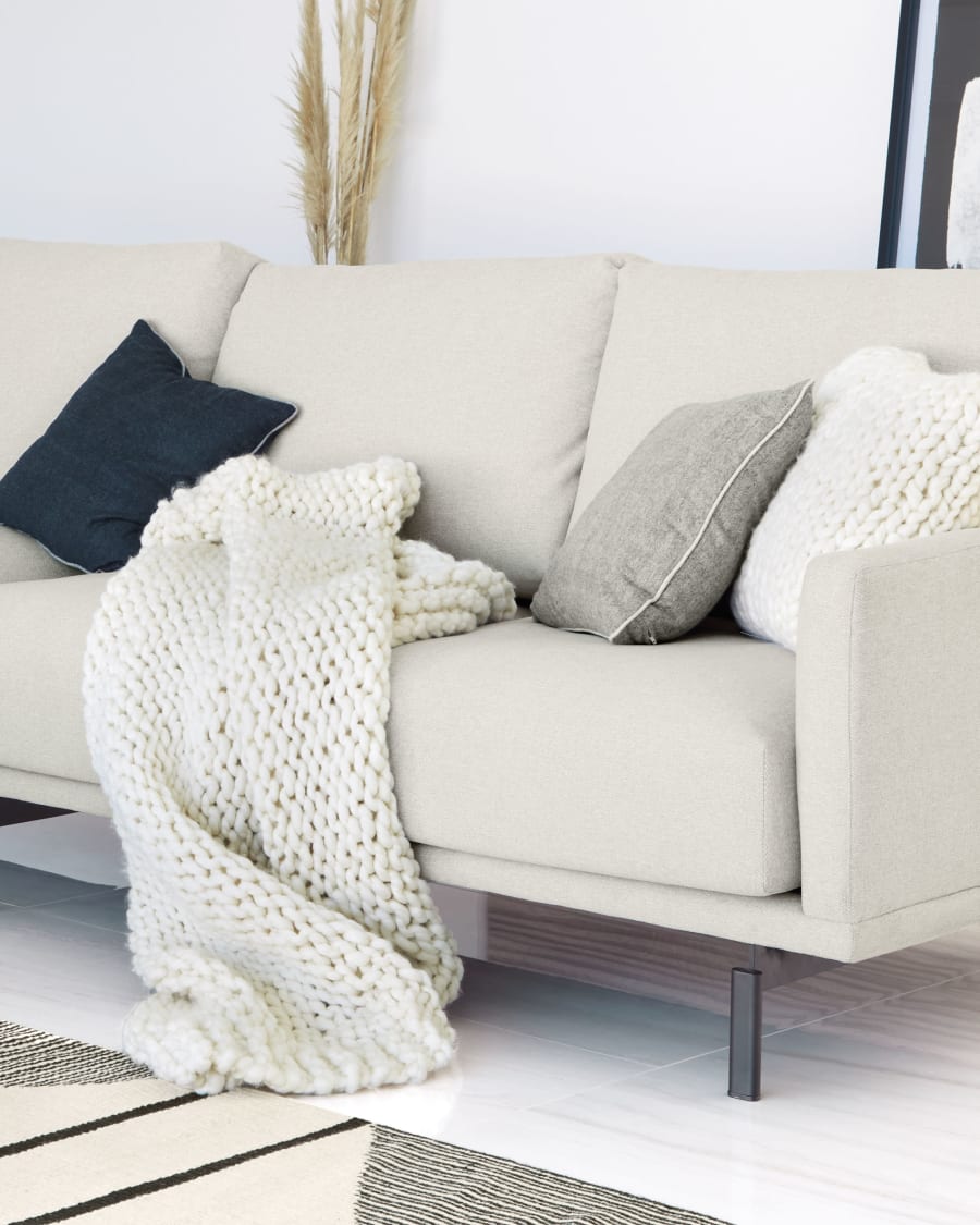 Adonia blanket in white, 125 x 150 cm