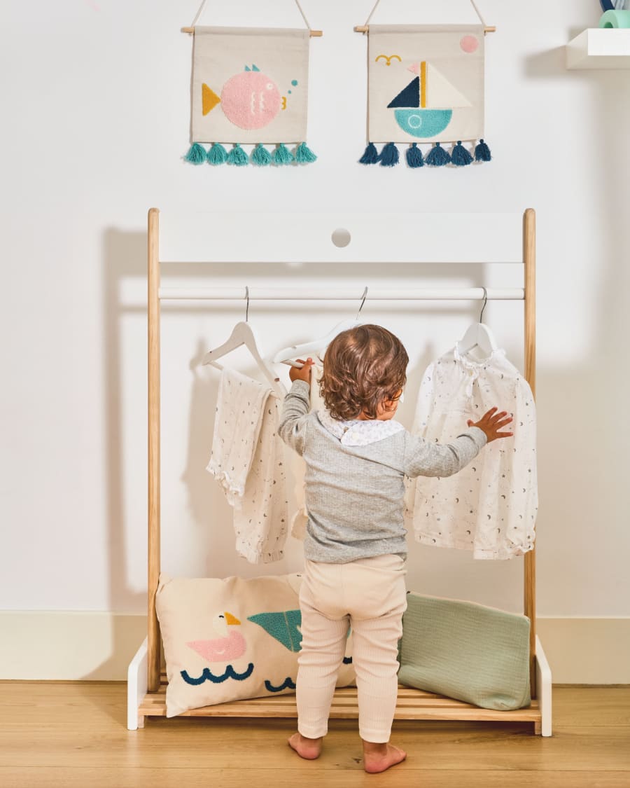 Adelaine hanger in solid natural pine and white MDF 100 x 40 cm FSC MIX Credit