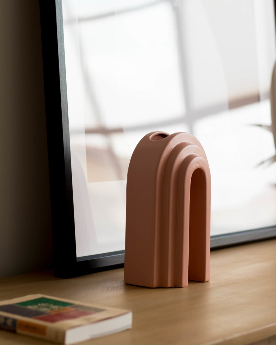 Andy vase