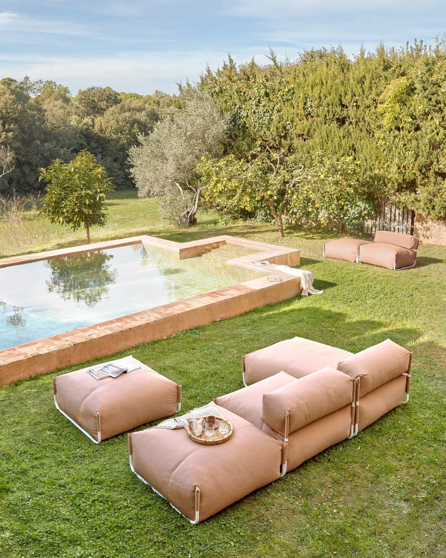 Square modular 100% outdoor sofa pouffe in terracotta with white aluminium, 101 x 101 cm