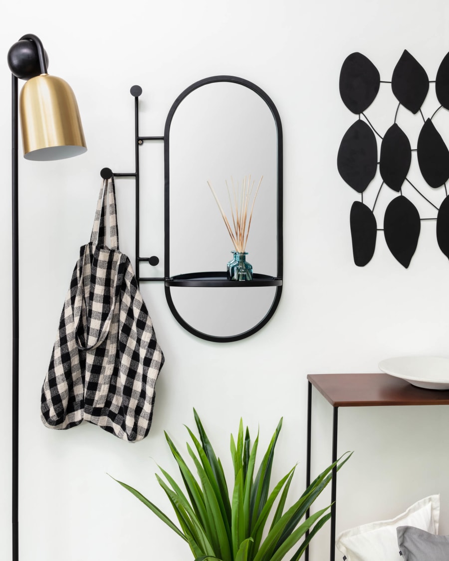 Zada mirror with hooks in black steel, 52 x 82 cm
