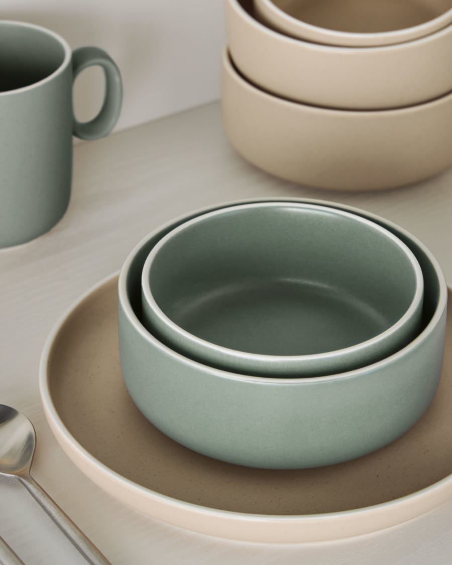 Set of large and small Shun bowls in green porcelain