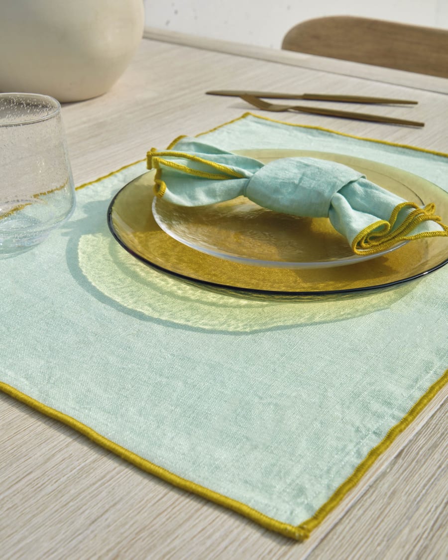 Saree dessert plate